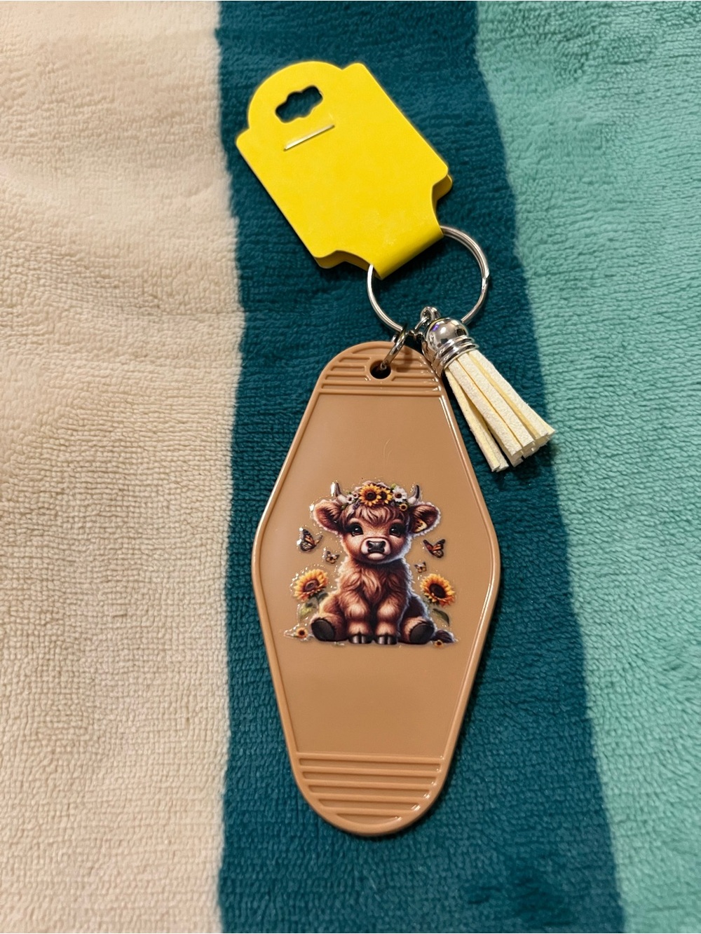 Highland Cow Keychain 🌻